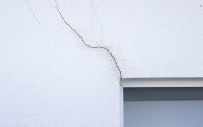 Guia técnico para fachadas: Fissuras, descamação e bolhas — como recuperar fachadas antes que o problema se agrave.